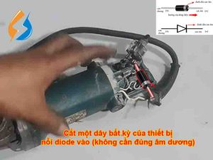 AC-220V-Xuong-110V-Bang-Cach-Su-Diode